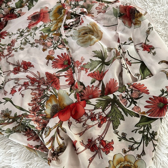 Charlotte Russe Floral Ruffle Sleeve Sheer Peasant Blouse | Size M - Picture 11 of 13